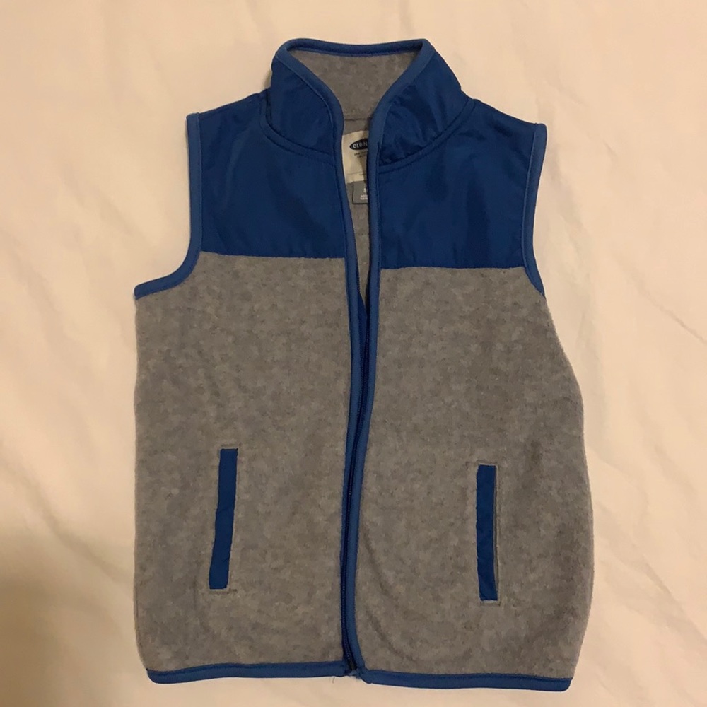 Old navy fleece vest